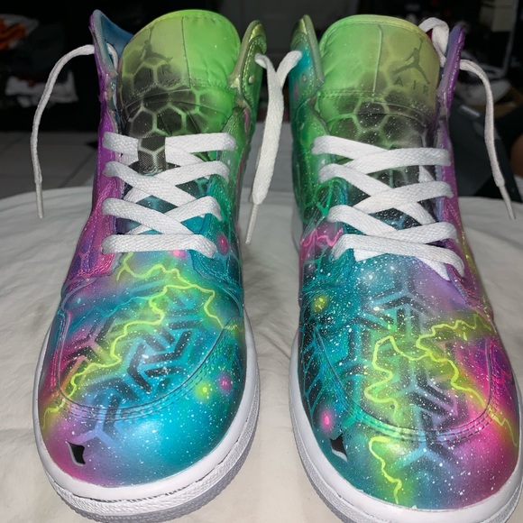 Galaxy Custom Jordan Jordan Low Galaxy (W) CW7310-909 Raffles Where To Buy